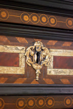 Bargueño Español en Carey, Hueso y Madera – S.XVII