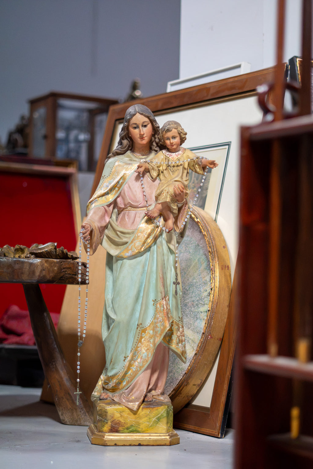 Virgen del Rosario con el Niño – Olot, S.XX