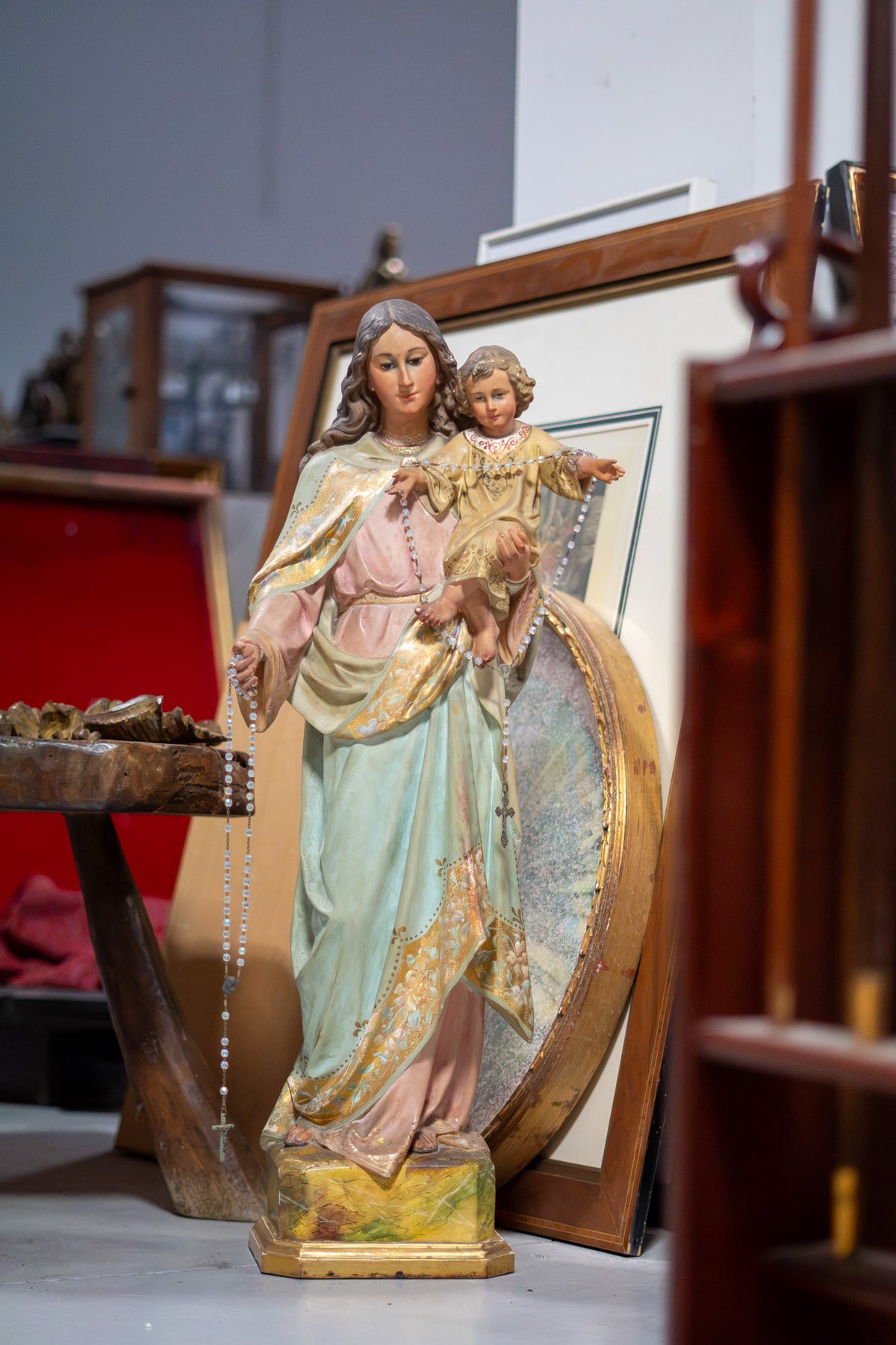 Virgen del Rosario con el Niño – Olot, S.XX