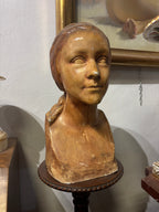 Busto femenino de Mateu – Escuela Valenciana