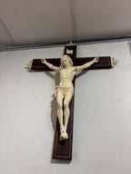 Cristo Crucificado en Marfil Italiano – S.XIX