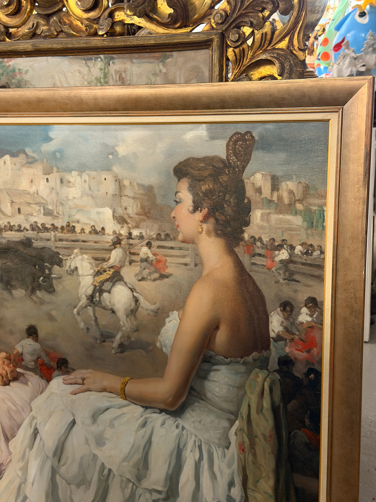 Pintura española de 1960 – Dos majas viendo los toros, Rodríguez San Clemente