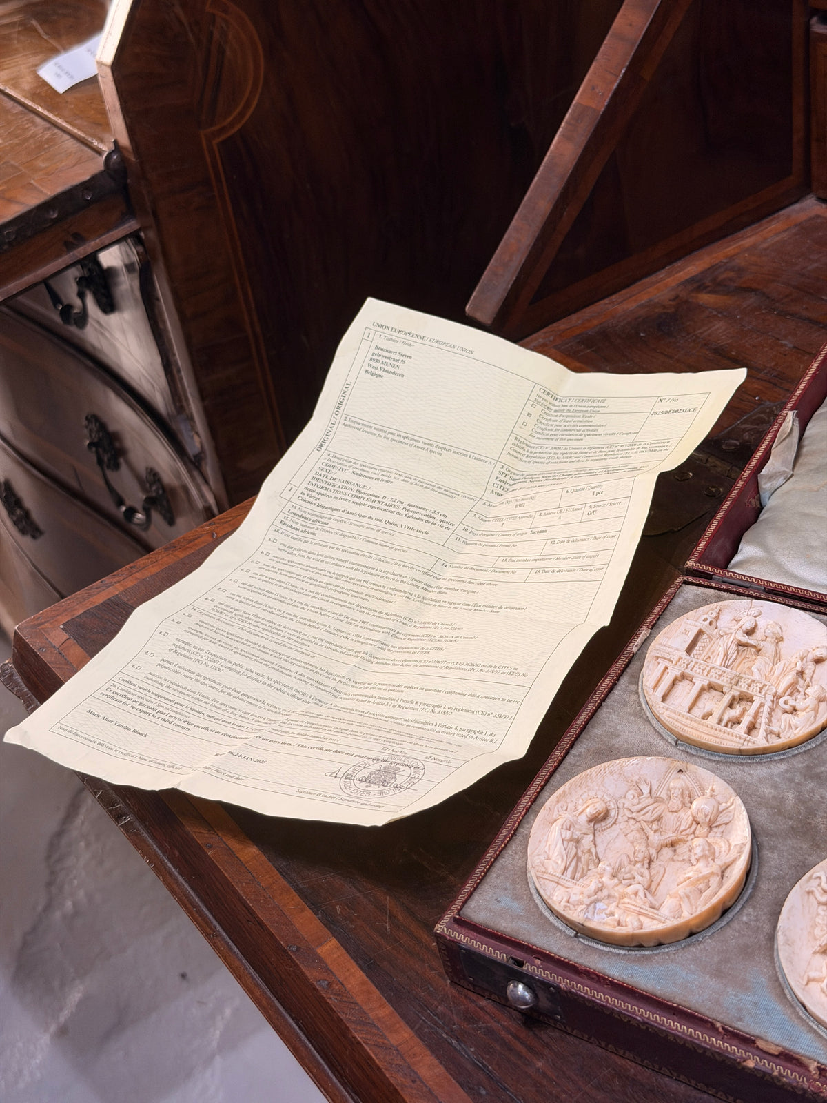 Conjunto de cuatro relieves de marfil del S.XVIII – Escuela Colonial de Quito